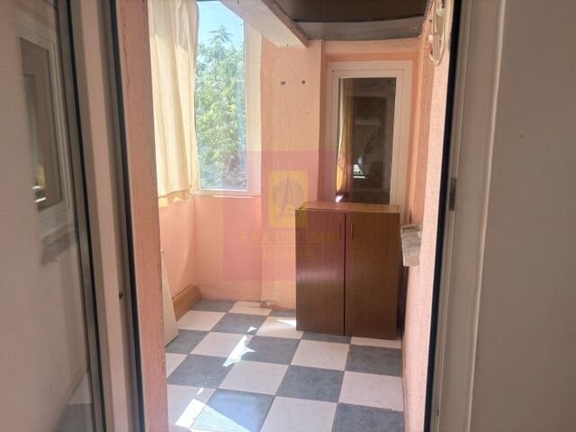 Apartament 3 camere Drumul Sarii- Casa De Casatorii sector 6.